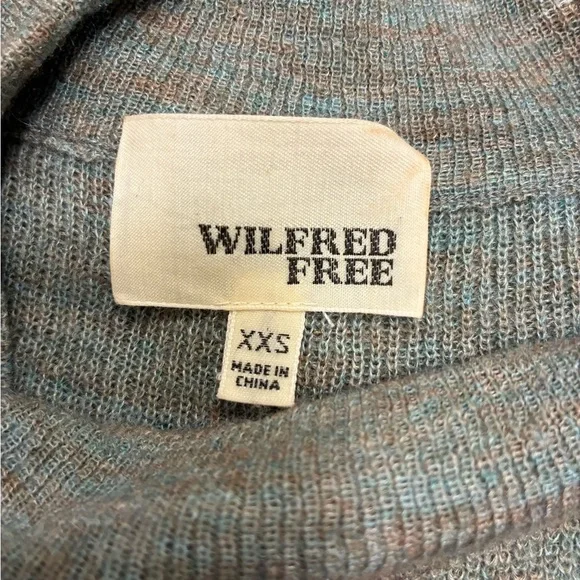 Wilfred Free Mock Neck Knit Top in Olive Green Size XXS - Picture 6 of 7